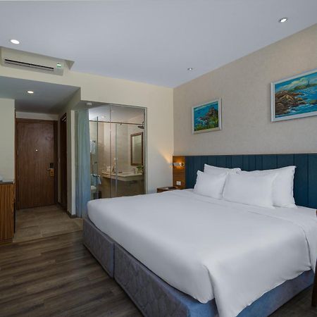 Sala Tuy Hoa Beach Hotel Exterior photo