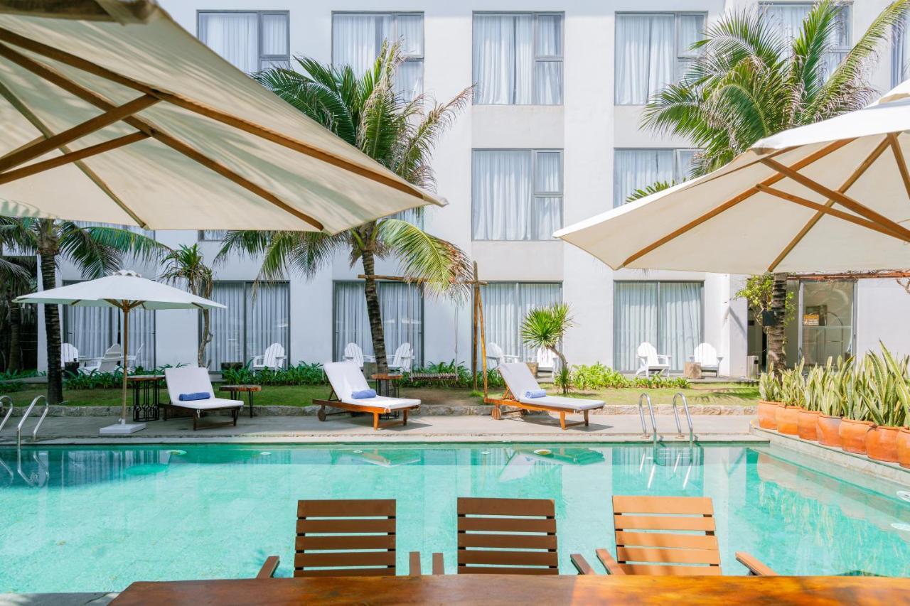 Sala Tuy Hoa Beach Hotel Exterior photo