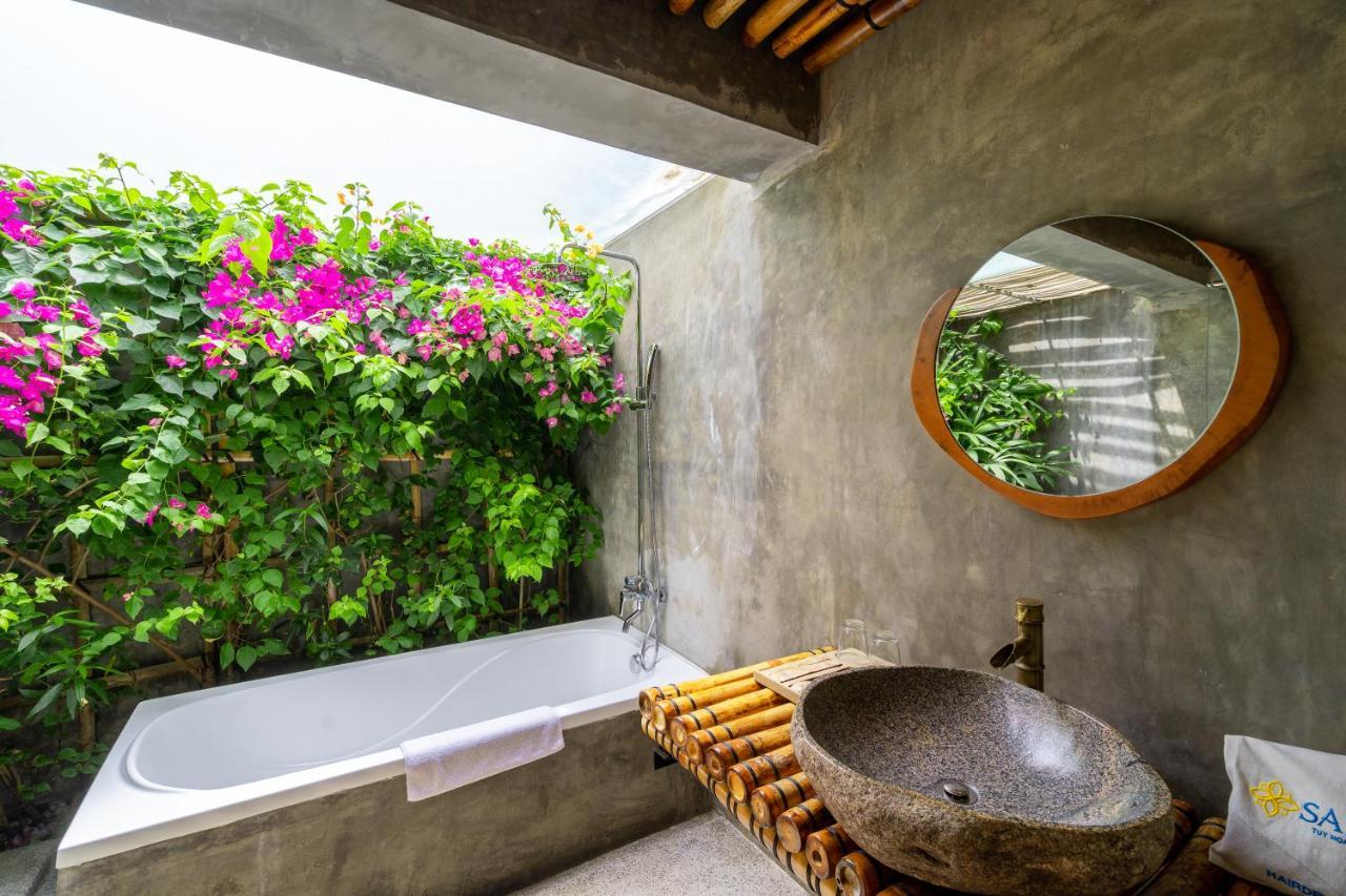 Sala Tuy Hoa Beach Hotel Exterior photo