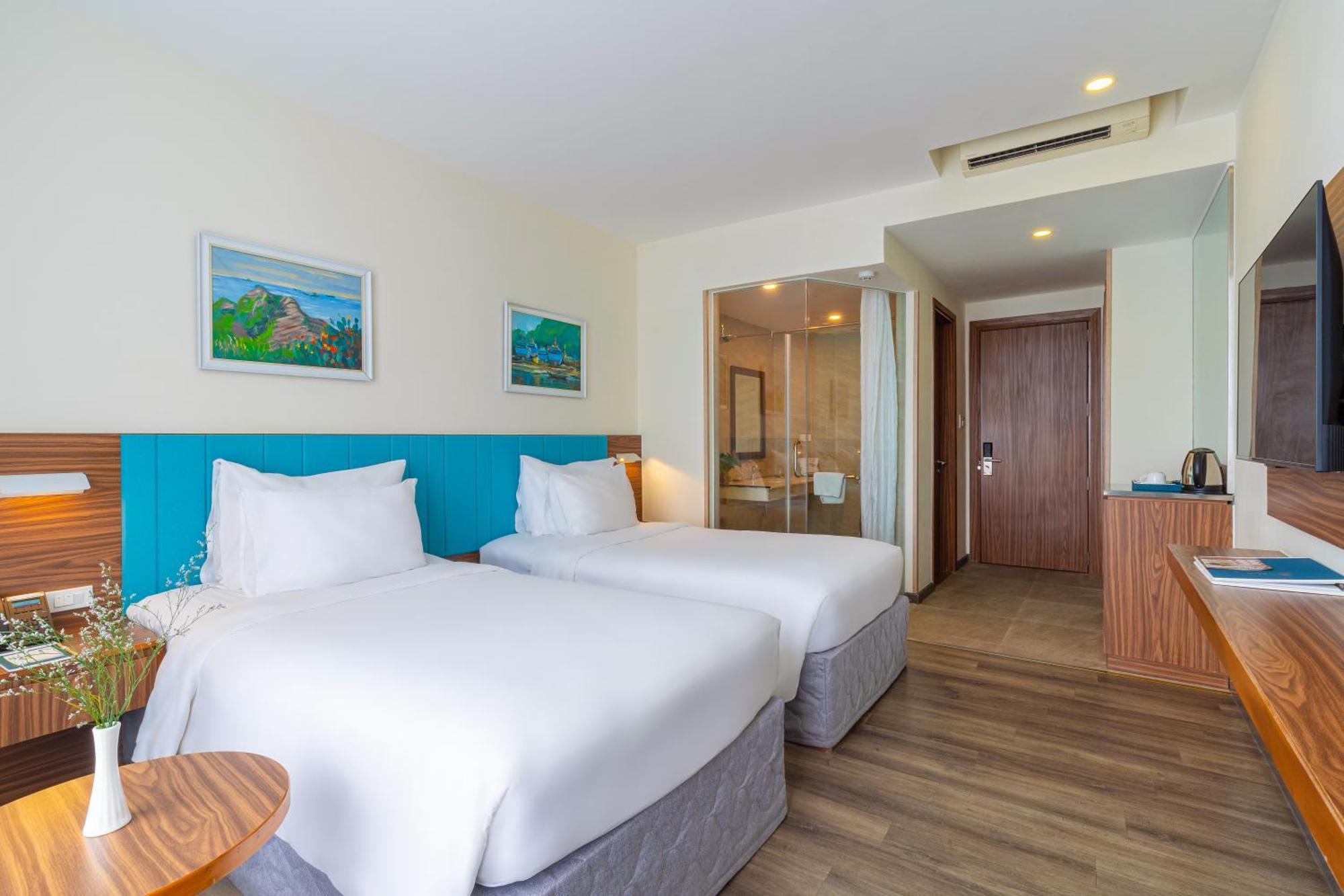 Sala Tuy Hoa Beach Hotel Exterior photo